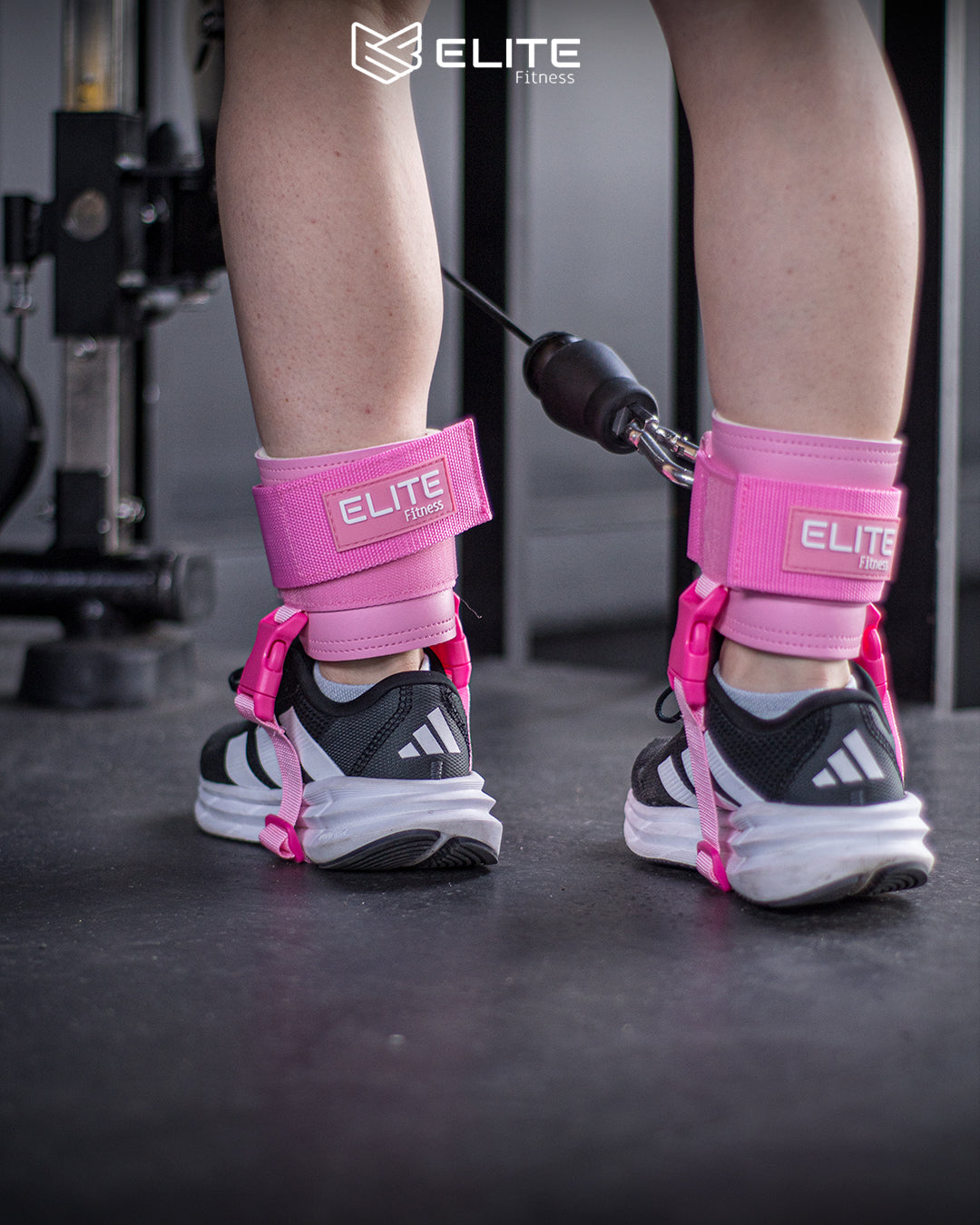 Kit Rosa Elite Fitness: Cinturón de Cuero + Grilletes con soporte
