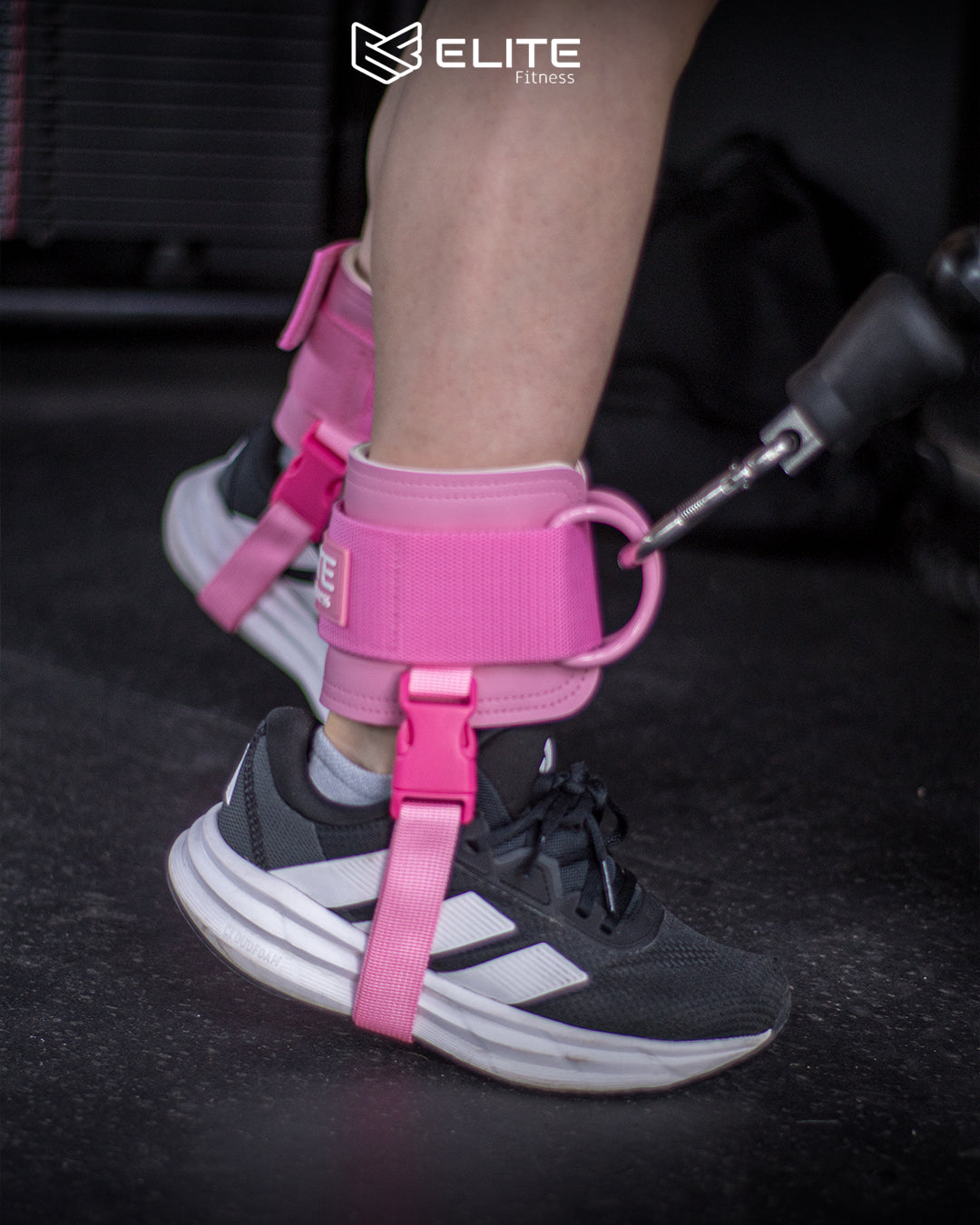 Grilletes de cuero rosa ELITE