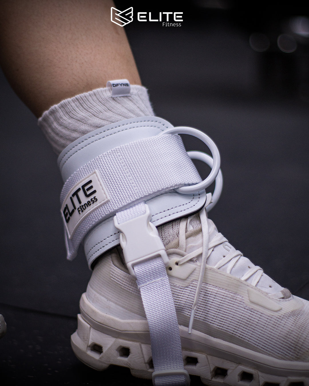 Grilletes de cuero blanco ELITE